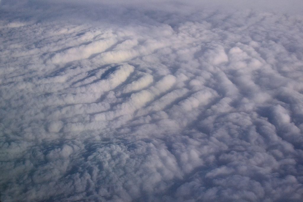 Clouds April 2016 plane over LA_9250