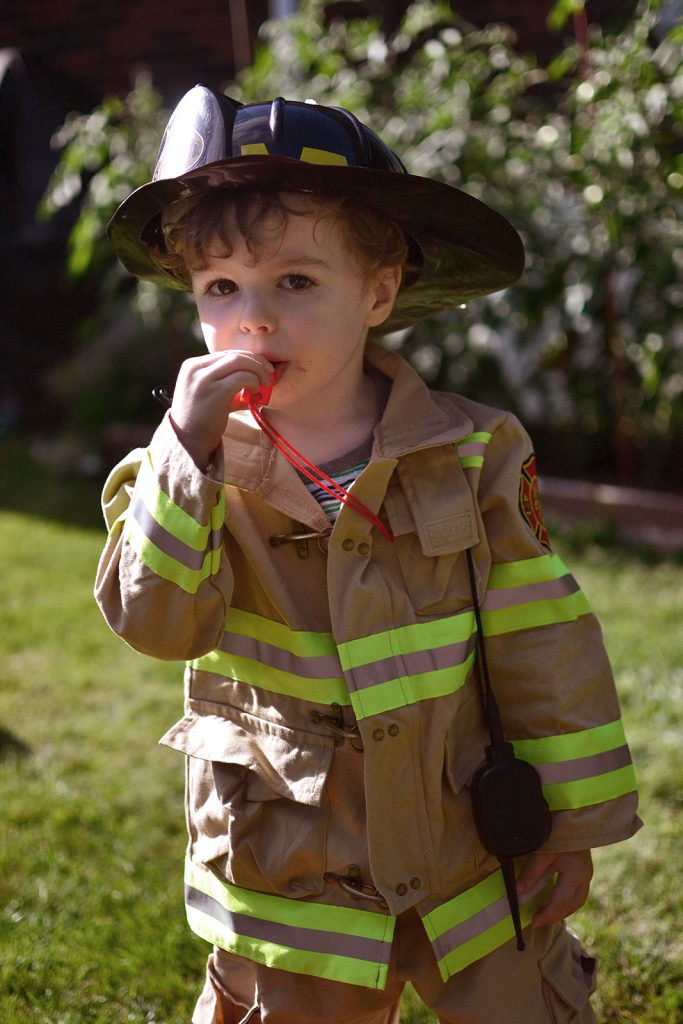 Fitz 2 years July 2016 Ottawa backyard fire fighter _0639