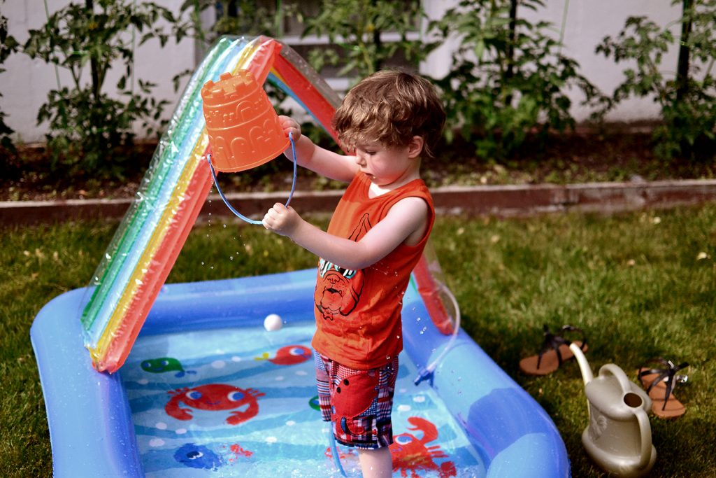 Fitz 2 years June 2016 Ottawa pool _9982